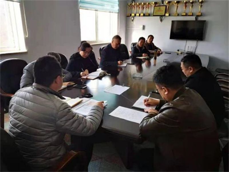 凝心聚力  履職盡責(zé)  擔(dān)當(dāng)作為——拓安市政公司組織開展四月份主題        黨日活動